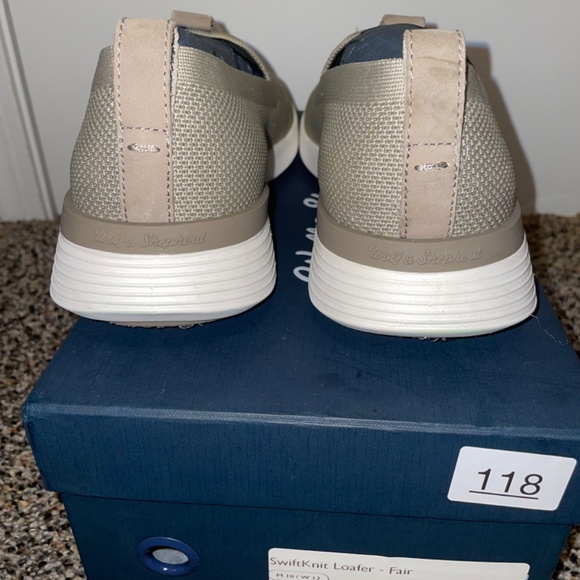 Wolf and Sheperd Slip on Softknit Loafer Stone/White Mens Size 10 Womens Size 12 - Picture 4 of 7